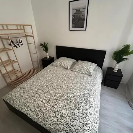 Grand T3 Proche Gare Apartment *
